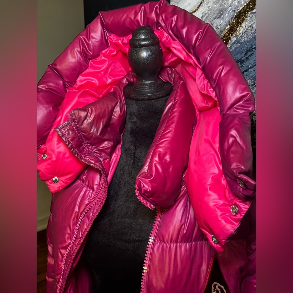 - Moncler coat - Picture 6 of 9